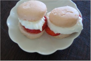 Macaron Cupcakes