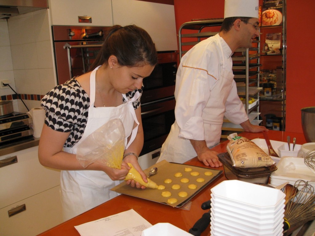 Making Macarons at Ecole Lenotre