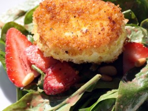 Spinach Salad with Strawberries and Goat Cheese