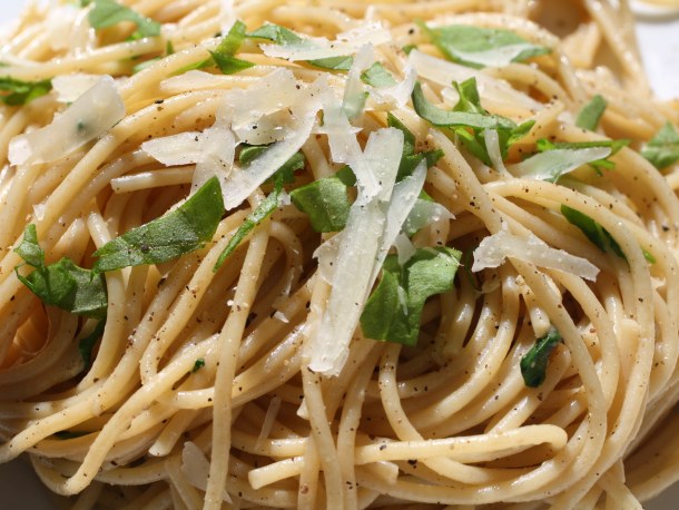 Multigrain Cacio e Pepe with Arugula