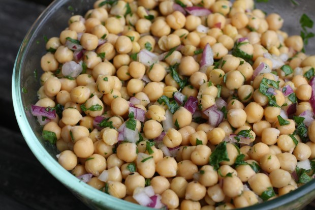 Fresh Chickpea Salad