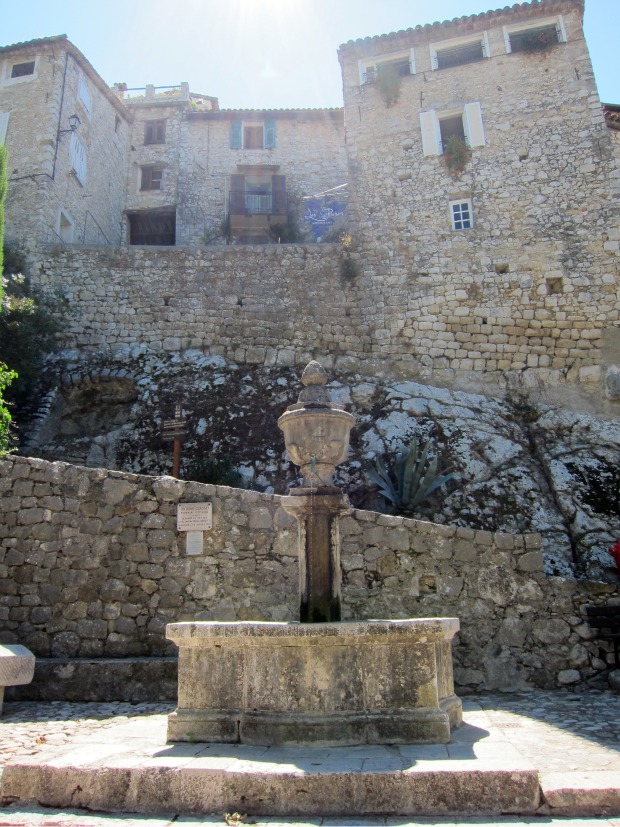 PEILLON Fountain 2