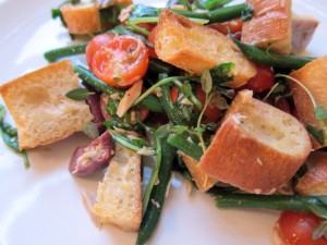 Niçoise Panzanella