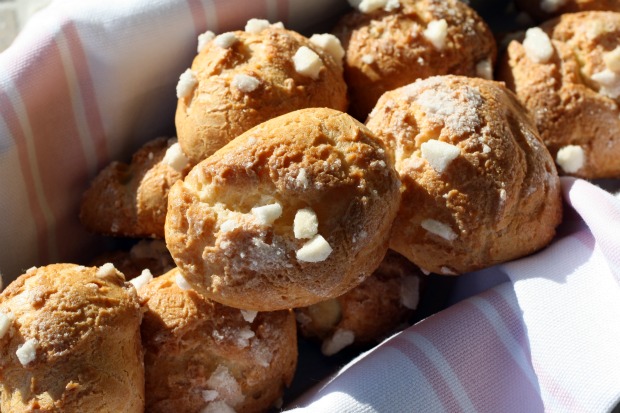 Simple Chouquettes